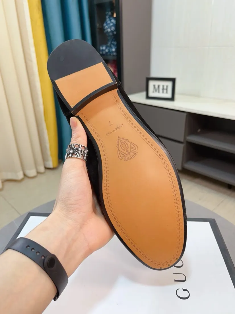 Men's shoes 💰500🌹🌹【GUCCI】The most popular classic Gucci leather shoes. Synchronized with the official website, the upper is made of Italian first-layer cowhide ➕cowhide lining, with unique brand and unique craftsmanship. Highlighting the hot style of the new year. Stop hesitating, stop wandering, get it now. Number: 38--44
